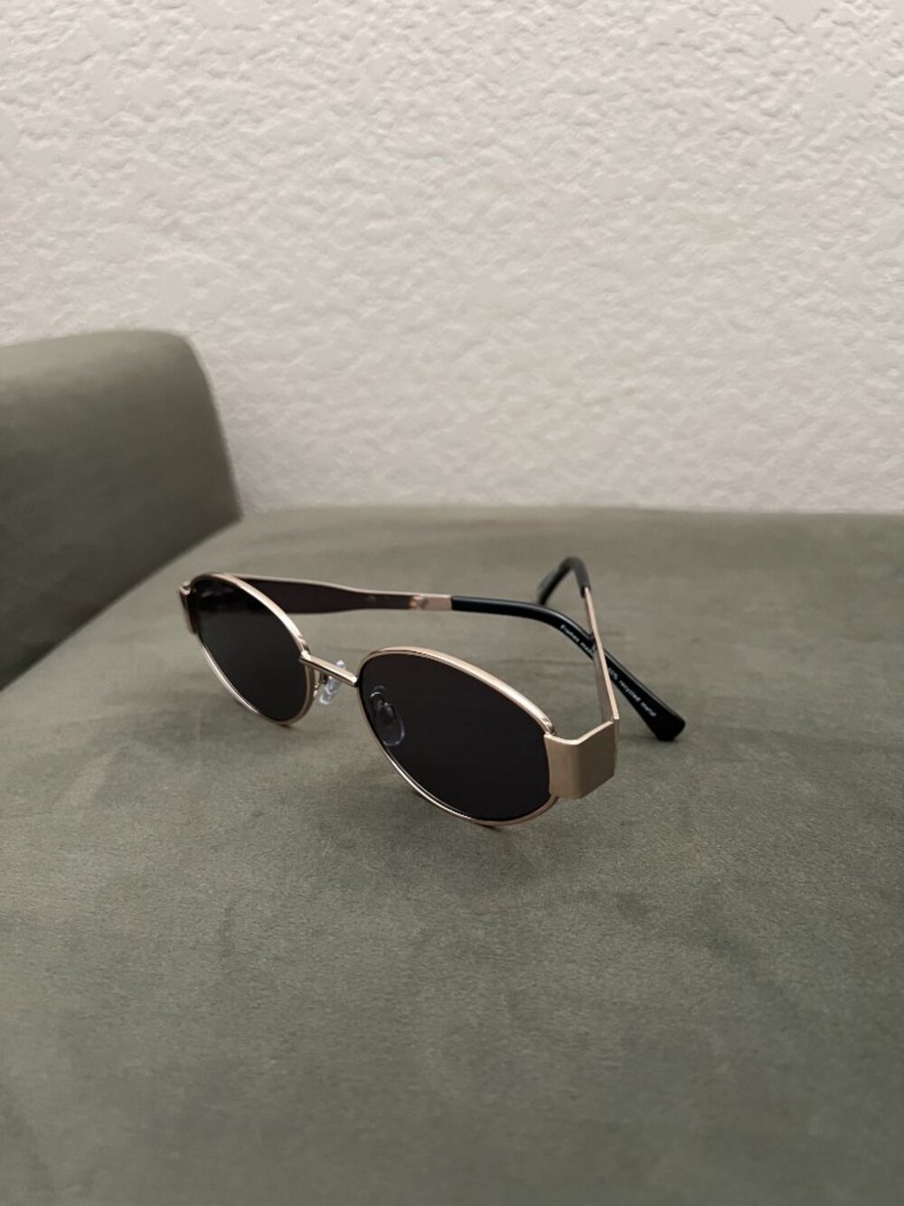 Vintage Oval Sunglasses